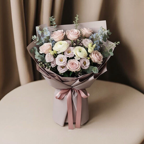 ช่อดอกไม้สดโทนขาว-ชมพูพรีเมี่ยม  RV004 (Graceful Pink)