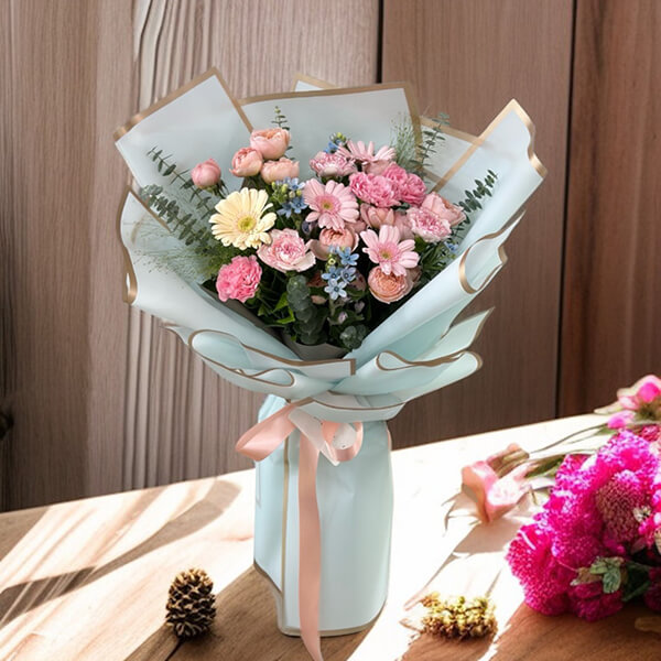 ช่อดอกไม้เทศกาล – ส่งช่อดอกไม้สด "ช่อเทศกาลสุขสันต์" ช่อดอกไม้เทศกาล – ส่งช่อดอกไม้สด "ช่อเทศกาลสุขสันต์"