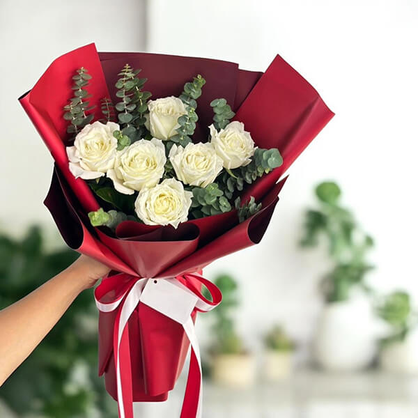 ช่อดอกไม้ "Pure Passion Bouquet"