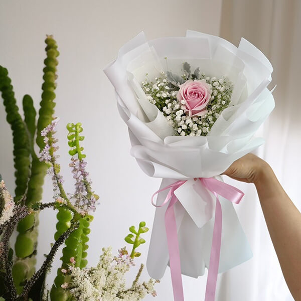 ช่อดอกไม้ดอกเดี่ยว 