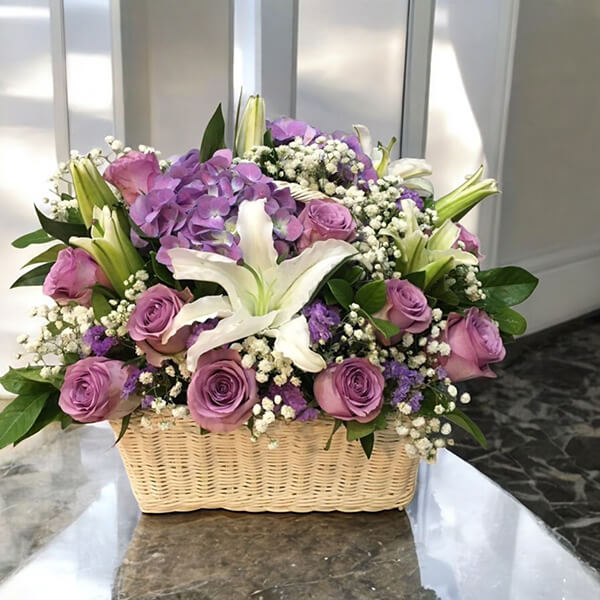 กระเช้าดอกไม้ Lavender Grace Flower Basket กระเช้าดอกไม้ Lavender Grace Flower Basket