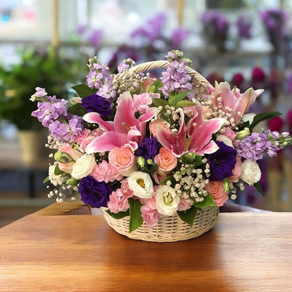 กระเช้าดอกไม้ Purple Blossom Elegance Basket