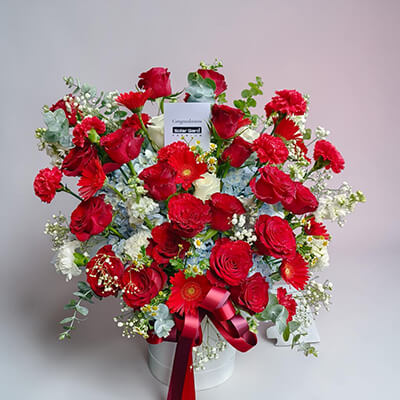 กล่องดอกไม้ "Red Romance Flower Box"