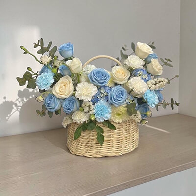 กระเช้าดอกไม้  Snowmist Blooms Basket sfbsk-015