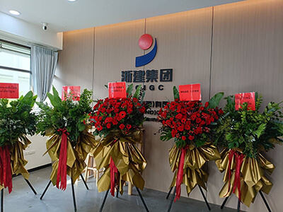 Premium Congratulatory Flower Stand by Story of Flower