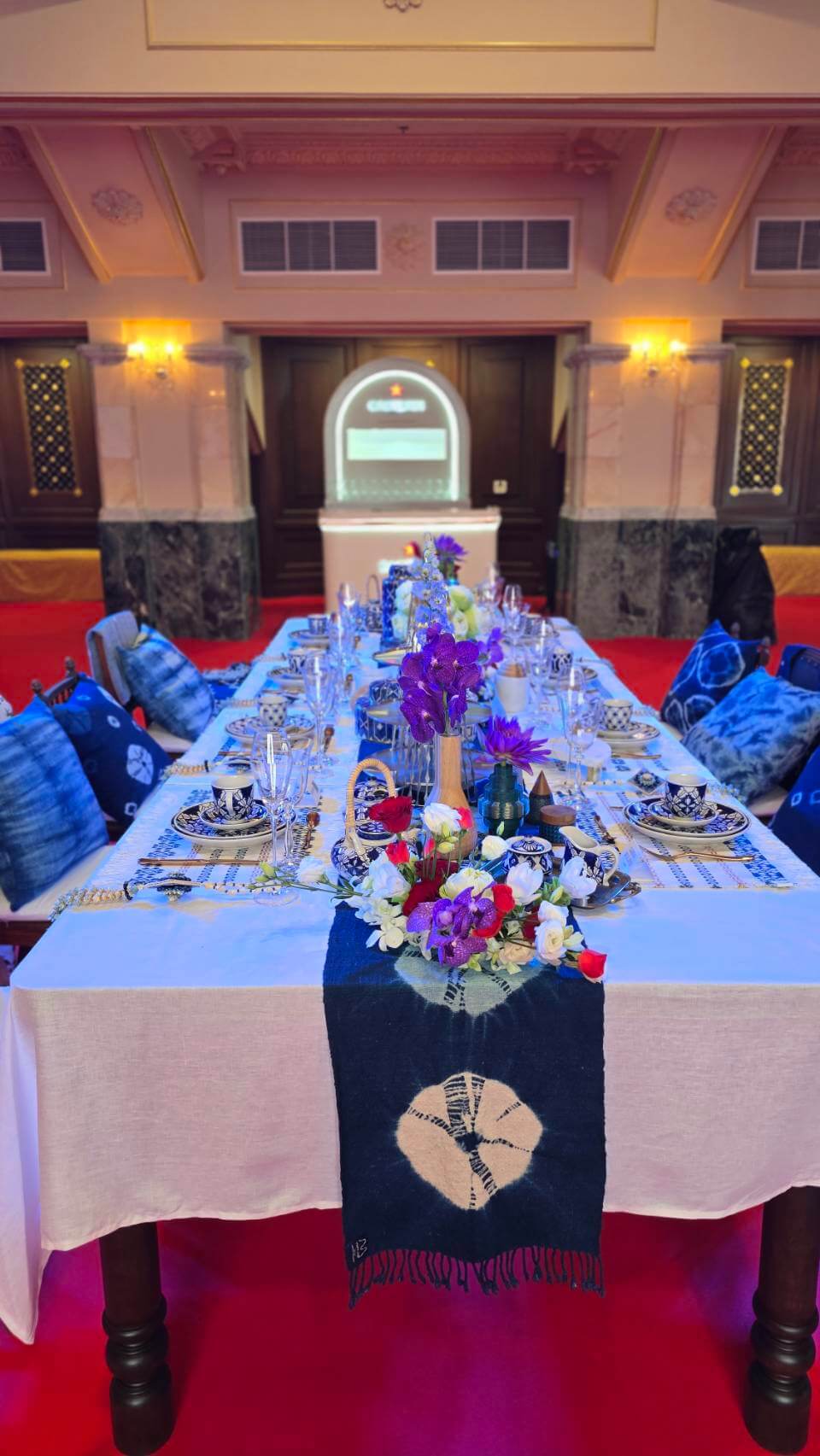 Luxury Banquet & Dinner Table Flower Centerpieces by Story of Flower