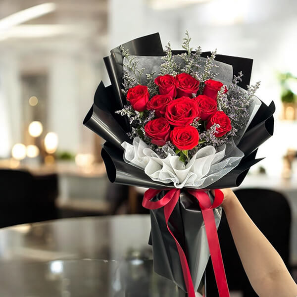 Modern Luxury Red Rose Bouquet - Premium Black Wrapped Anniversary Romance