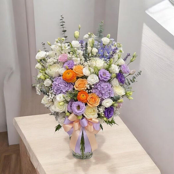 Vibrant Majesty Orange & Purple Flower Vase - แจกันดอกไม้สดพรีเมียม ไวแบรนท์ มาเจสตี้